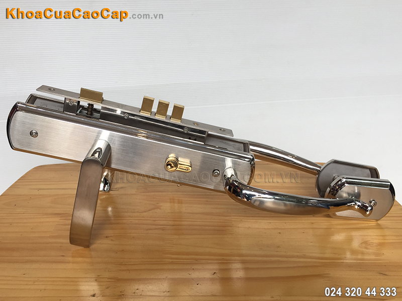 Kh&oacute;a cửa đại sảnh bằng inox SS-8510-ĐS ảnh 6