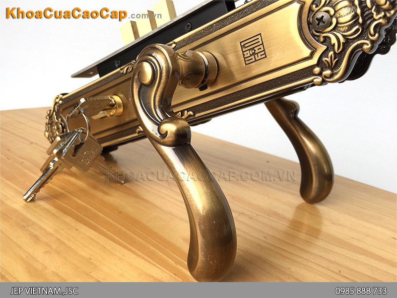 Kh&oacute;a cửa gỗ cao cấp Huy Ho&agrave;ng HCR 8529 - ảnh 5