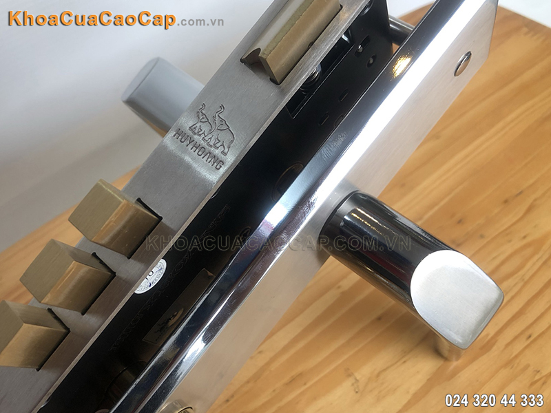 Kh&oacute;a cửa tay gạt Huy Ho&agrave;ng EX 8533 - ảnh 4