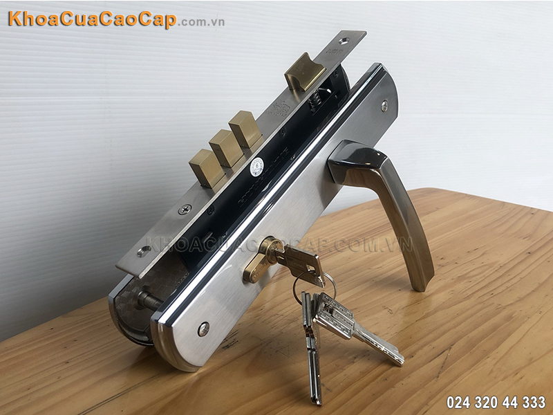 Kh&oacute;a cửa tay gạt Huy Ho&agrave;ng EX 8568 - ảnh 1